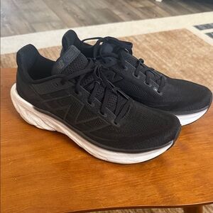 New Balance 1080 v13 Black Athletic Sneakers size 10D